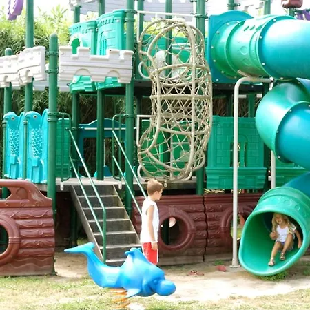 Italian Holidays Mobile House In Campsite *