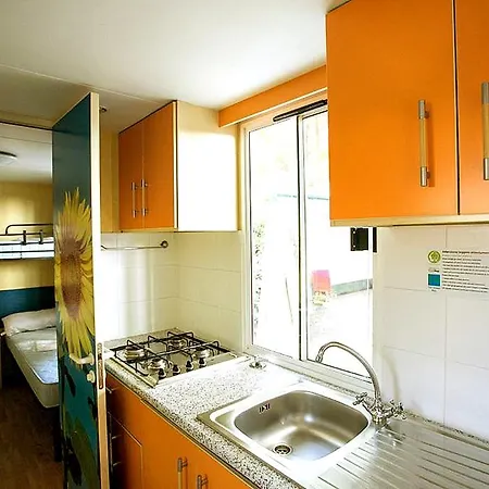Campsite Italian Holidays Mobile House In Ameglia