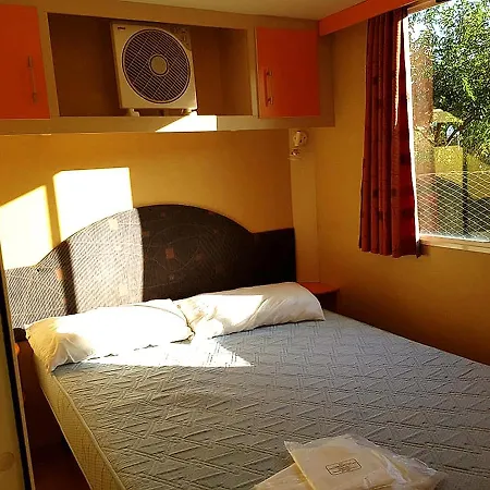 Italian Holidays Mobile House In Campsite