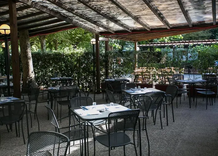 Italian Holidays Mobile House In * Ameglia