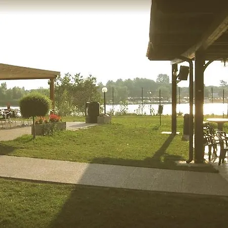 Italian Holidays Mobile House In Кемпинг